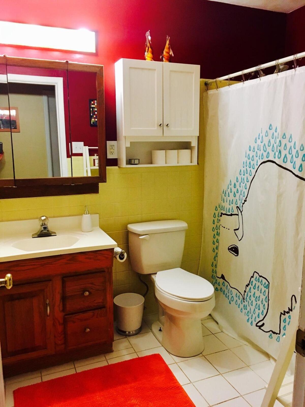 Happy Haven W Hottub, Gym, & Hammocks In West Avl